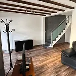 Casa A 5 Minutos A Pe Da *