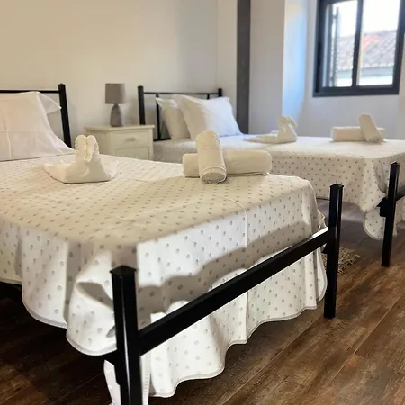 Casa A 5 Minutos A Pe Da بيت للعطل Ponta Delgada