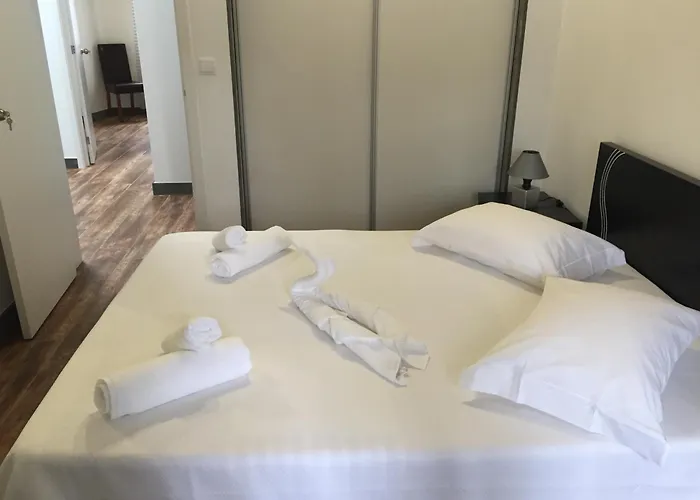 Casa A 5 Minutos A Pe Da *